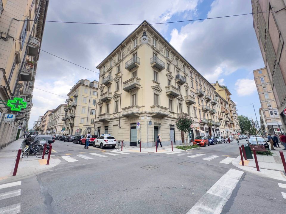 Erhvervsejendom i Torino, Turin - foto 1