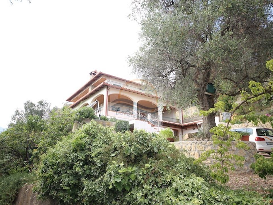 Villa i Ventimiglia, Imperia - foto 2