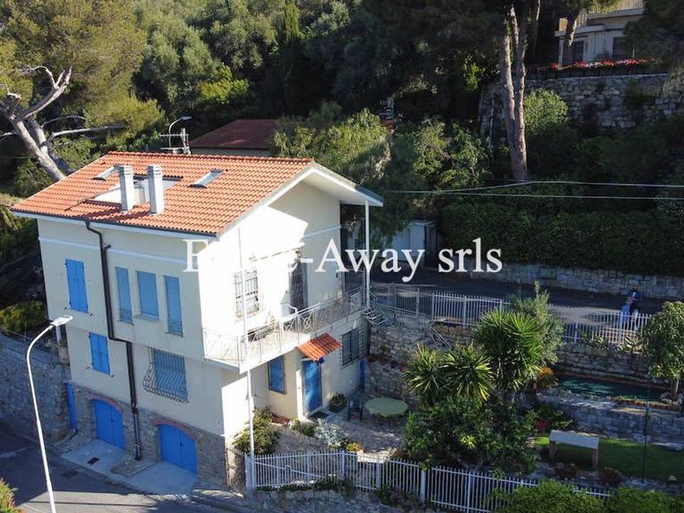 Villa i Ospedaletti, Imperia - foto 2