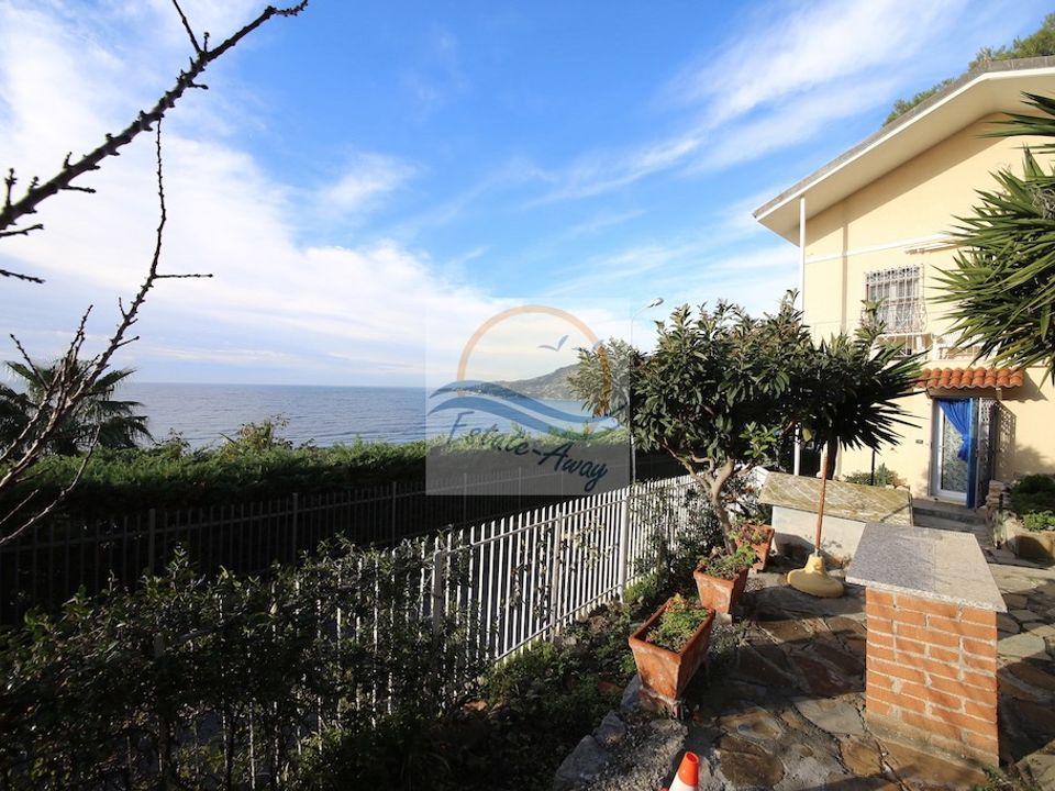 Villa i Ospedaletti, Imperia - foto 4