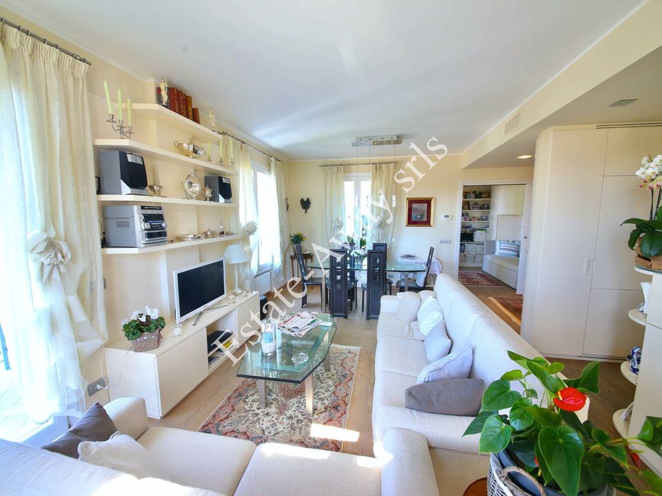 Lejlighed i Bordighera, Imperia - foto 1