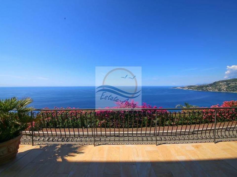 Villa i Ospedaletti, Imperia - foto 2