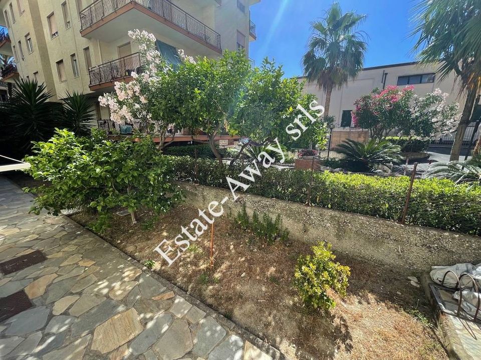 Lejlighed i Bordighera, Imperia - foto 1