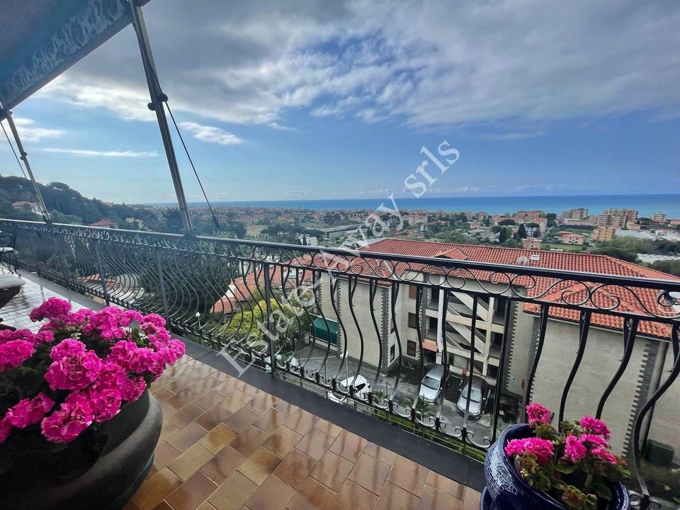 Lejlighed i Vallecrosia, Imperia - foto 2