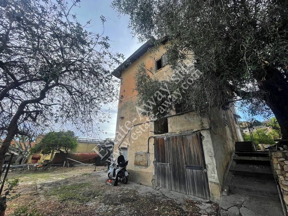 Helårsgrund i Ospedaletti, Imperia - foto 1