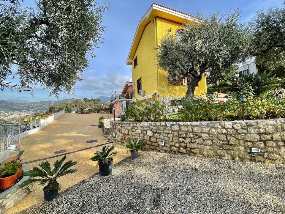 Villa i Bordighera, Imperia - foto 5