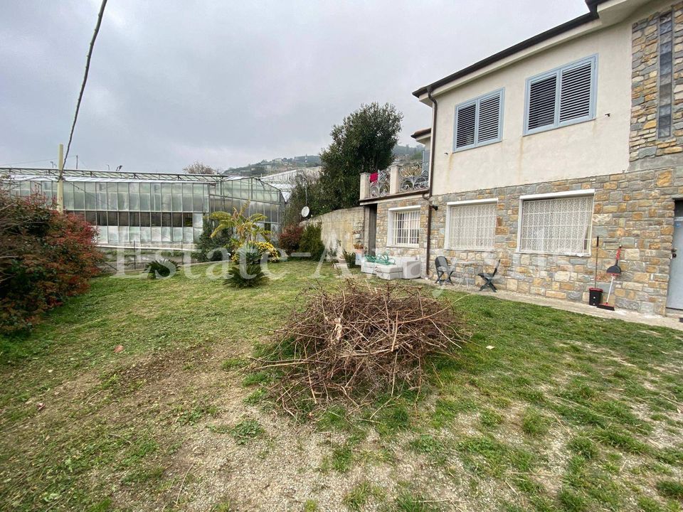 Villa i Ospedaletti, Imperia - foto 4