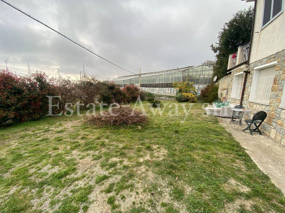 Villa i Ospedaletti, Imperia - foto 5