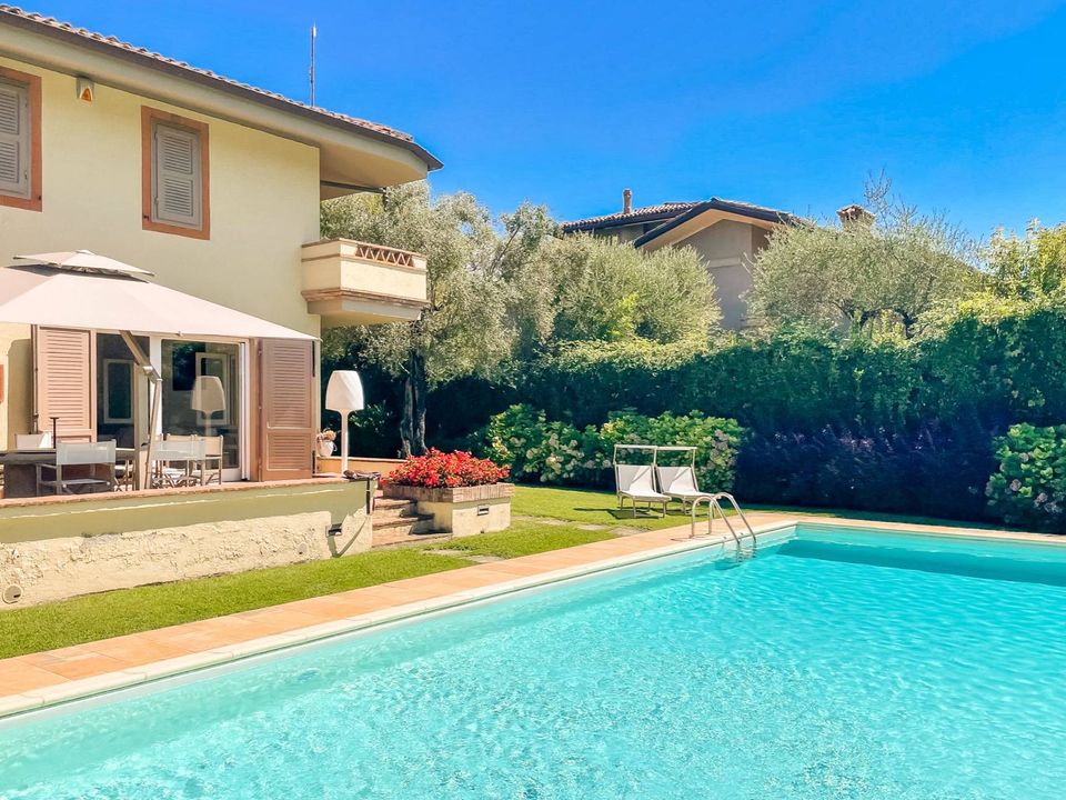 Villa i Forte dei Marmi, Lucca - foto 1