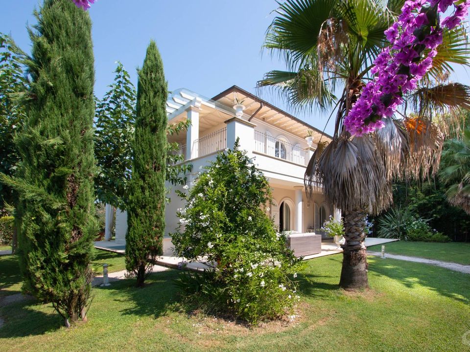 Villa a Pietrasanta, Lucca - foto 2