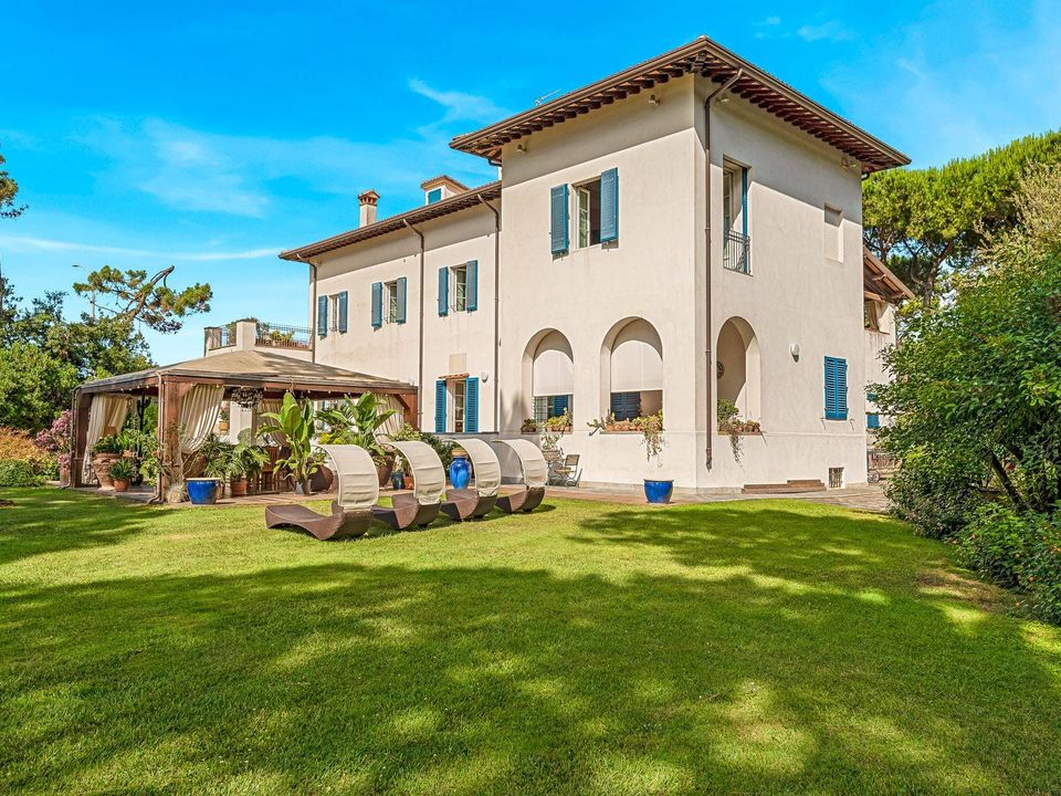 Villa i Massa, Massa and Carrara - foto 1