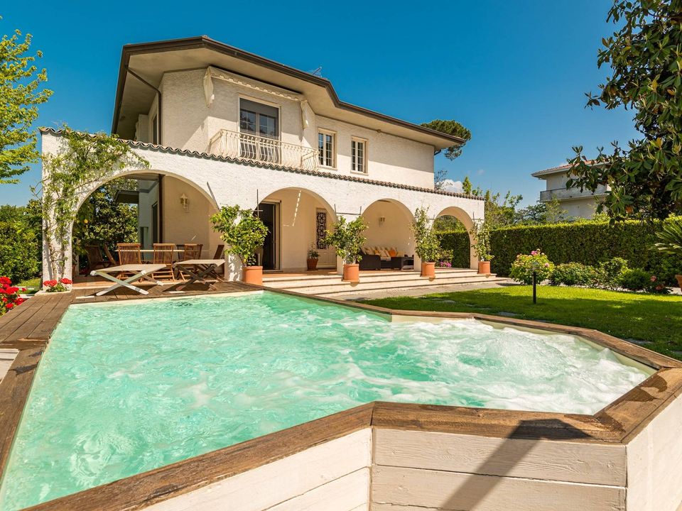Villa i Forte dei Marmi, Lucca - foto 1