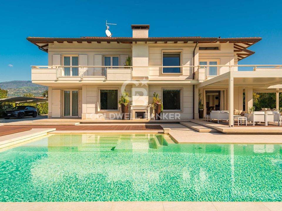Villa a Forte dei Marmi, Lucca - foto 1