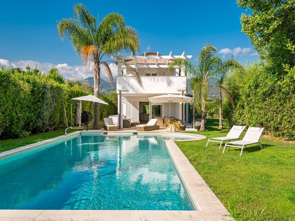 Villa i Forte dei Marmi, Lucca - foto 1