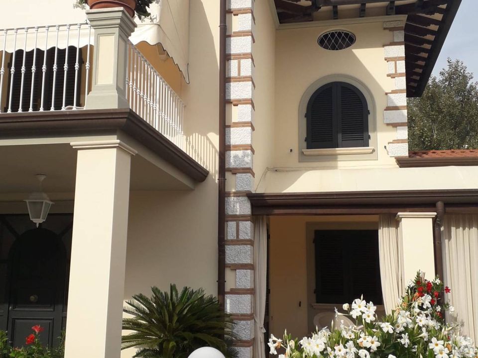 Villa a Forte dei Marmi, Lucca - foto 1