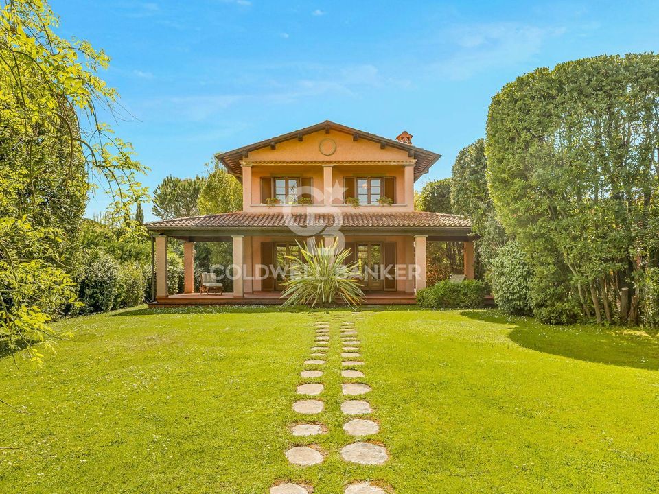 Villa in Forte dei Marmi, Lucca - photo 2