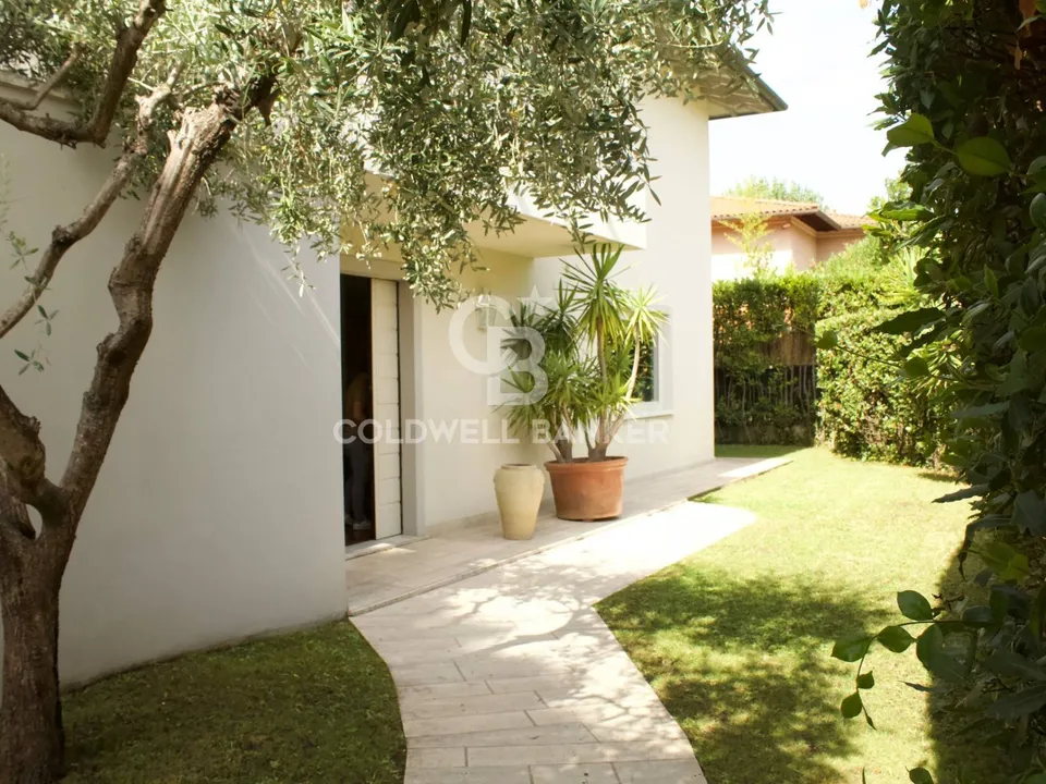 Villa a Forte dei Marmi, Lucca - foto 1