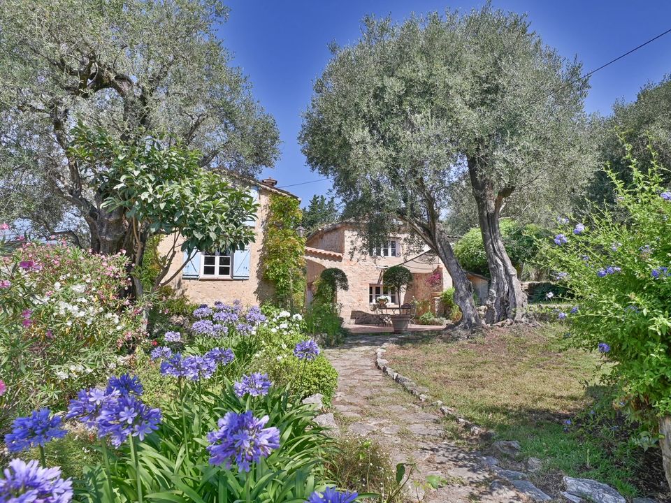 Villa i Le Rouret, Alpes-Maritimes - foto 4