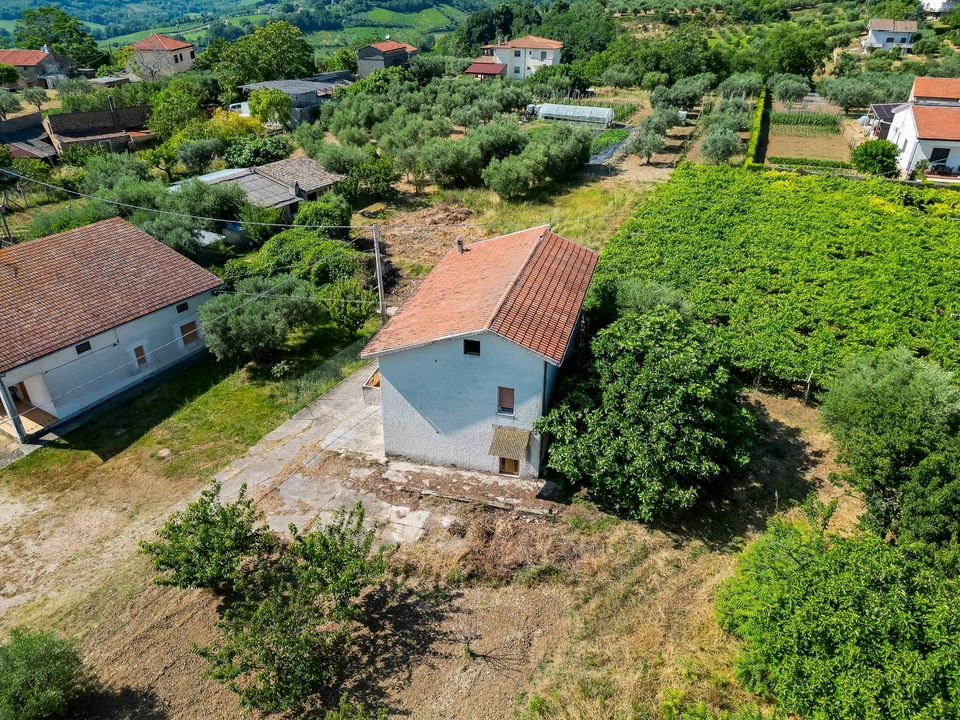 Villa i Giuliano Teatino, Chieti - foto 1