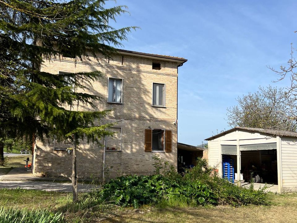 Villa i Montefiore dell'Aso, Ascoli Piceno - foto 1
