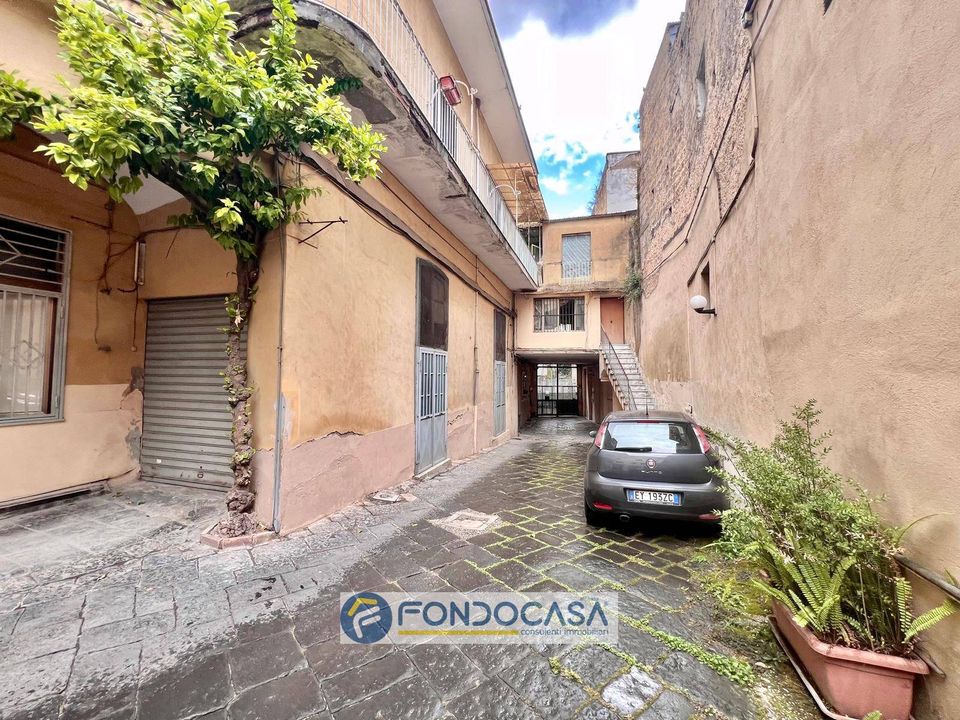 Erhvervsejendom i Sant'Antimo, Naples - foto 2