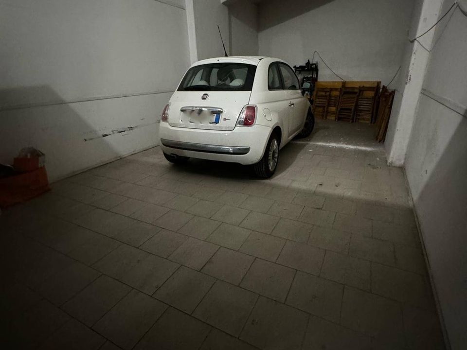 Parkeringsplads i Salerno, Salerno - foto 2