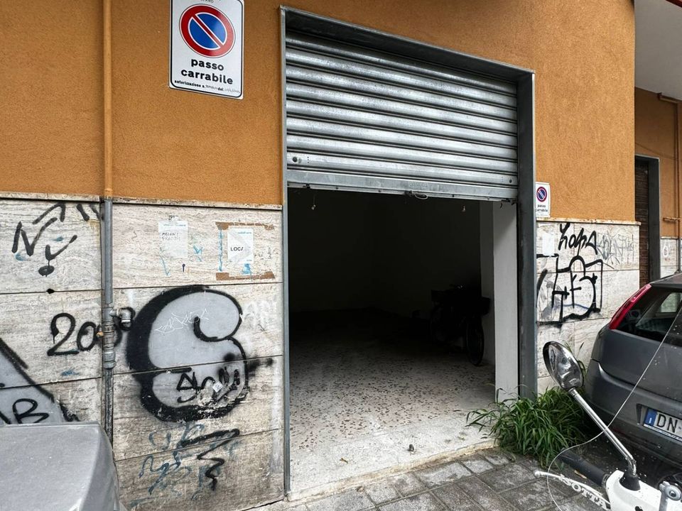 Parkeringsplads i Salerno, Salerno - foto 2