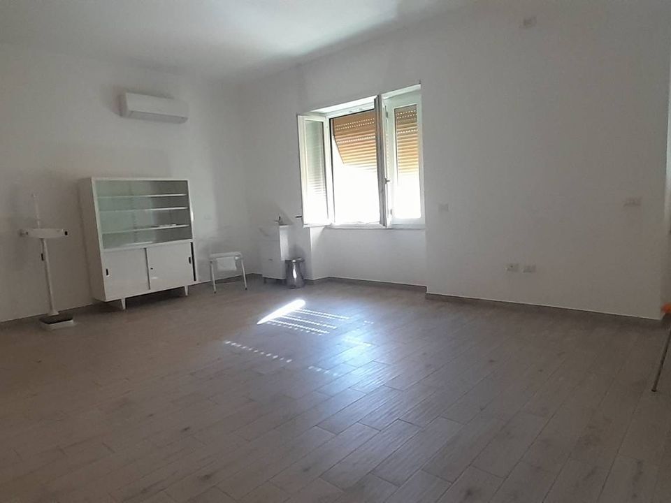 Lejlighed i Eboli, Salerno - foto 3