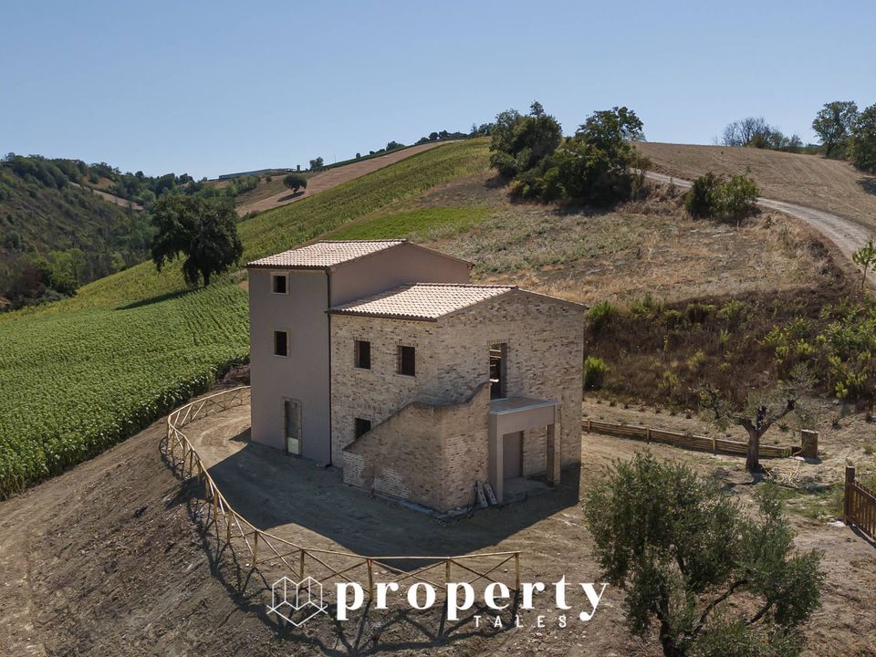 Landejendom i Ripatransone, Ascoli Piceno - foto 1