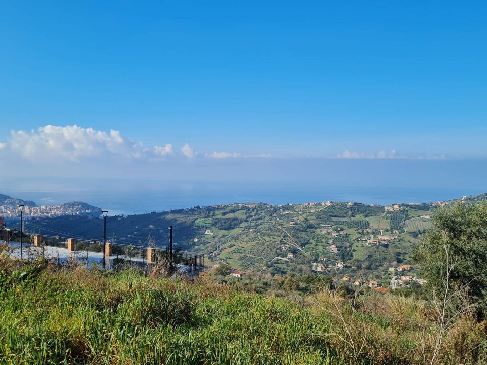Helårsgrund i Ogliastro, Salerno - foto 1