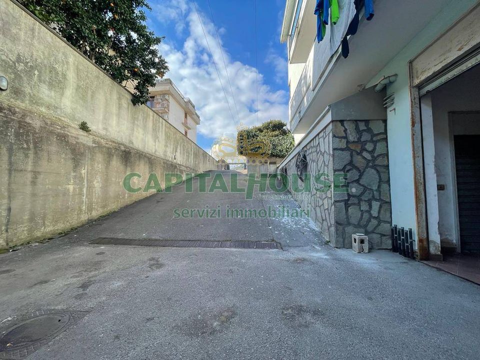 Parkeringsplads i Castel San Giorgio, Salerno - foto 4