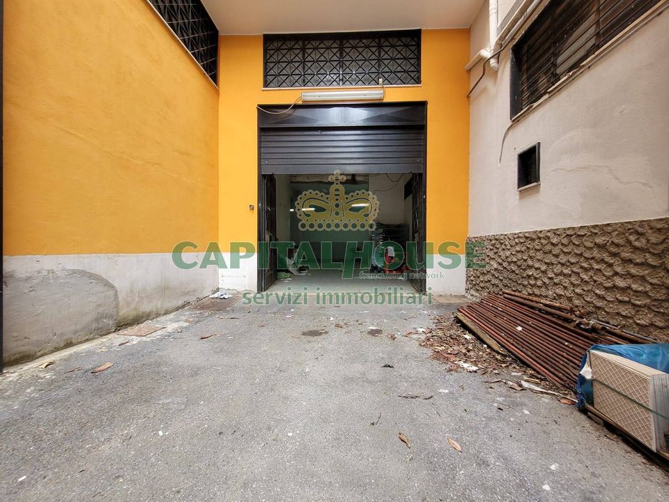 L'establiment comercial a Siano, Salerno - foto 1