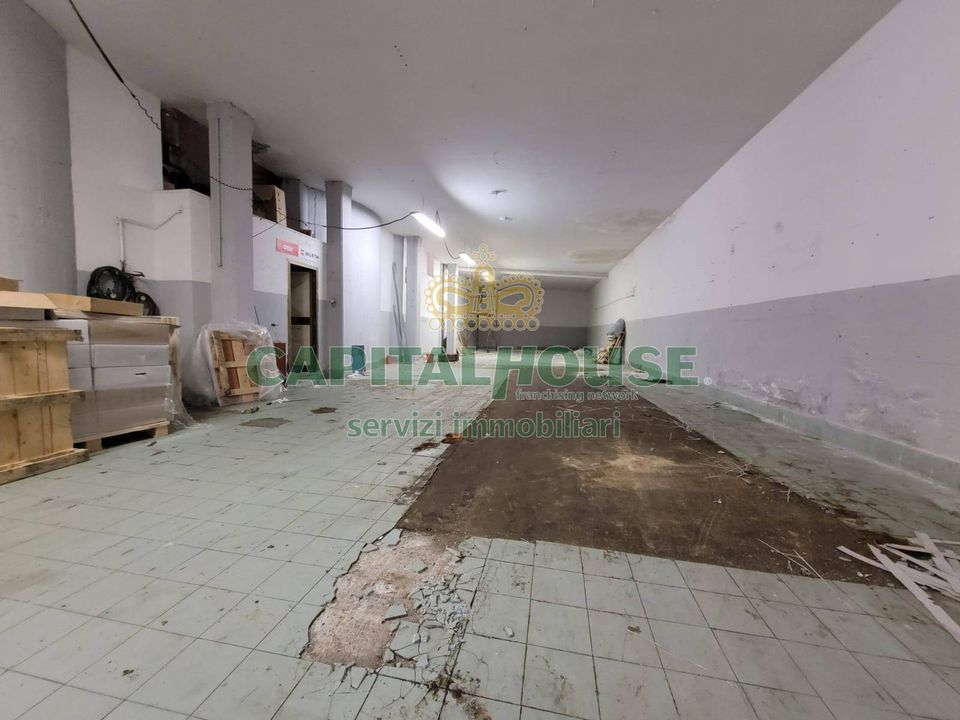 L'establiment comercial a Siano, Salerno - foto 3