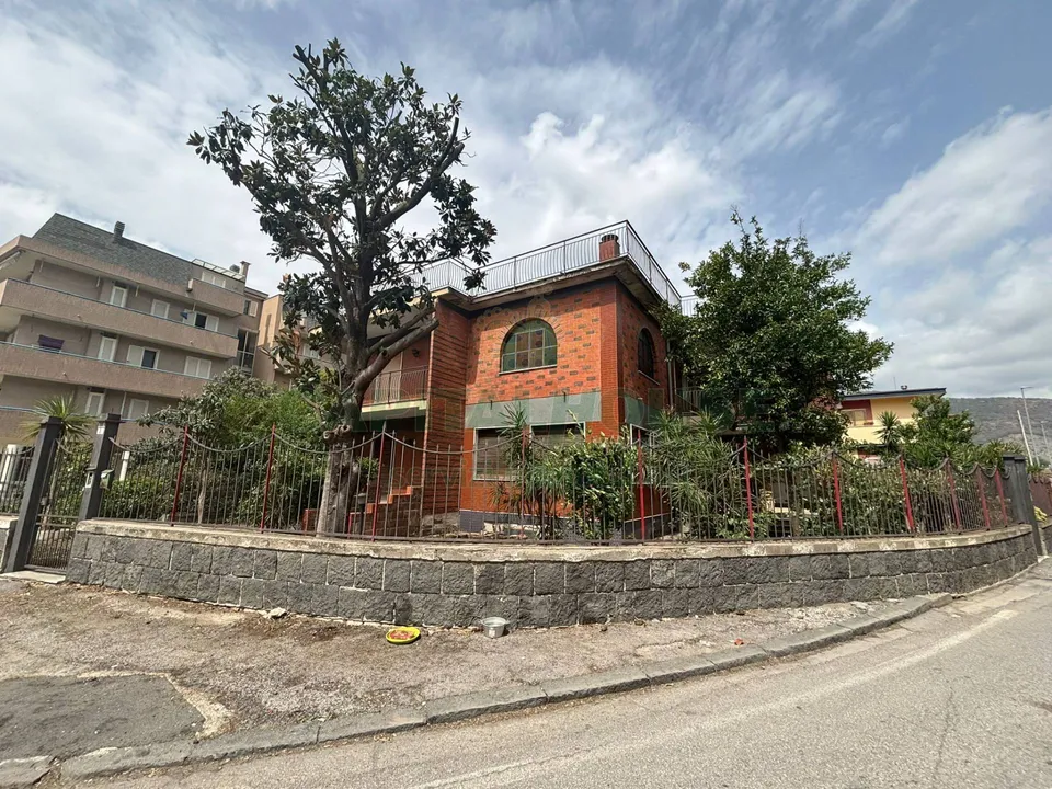 Villa i Roccapiemonte, Salerno - foto 2