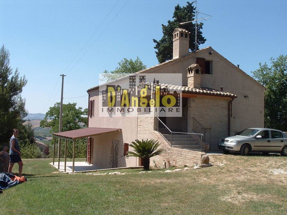 Villa - Offida, Ascoli Piceno - photo 1