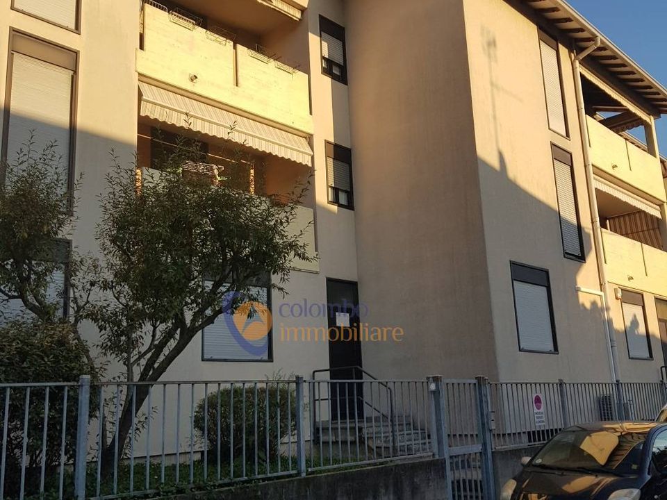 Erhvervsejendom i Busto Arsizio, Varese - foto 3