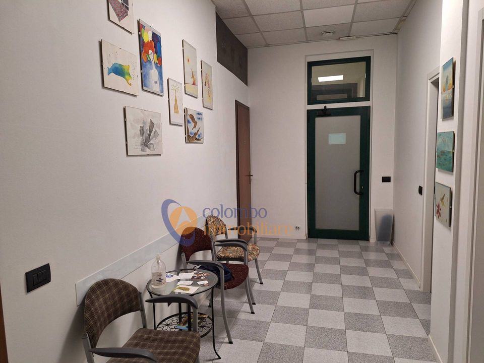 Erhvervsejendom i Busto Arsizio, Varese - foto 2