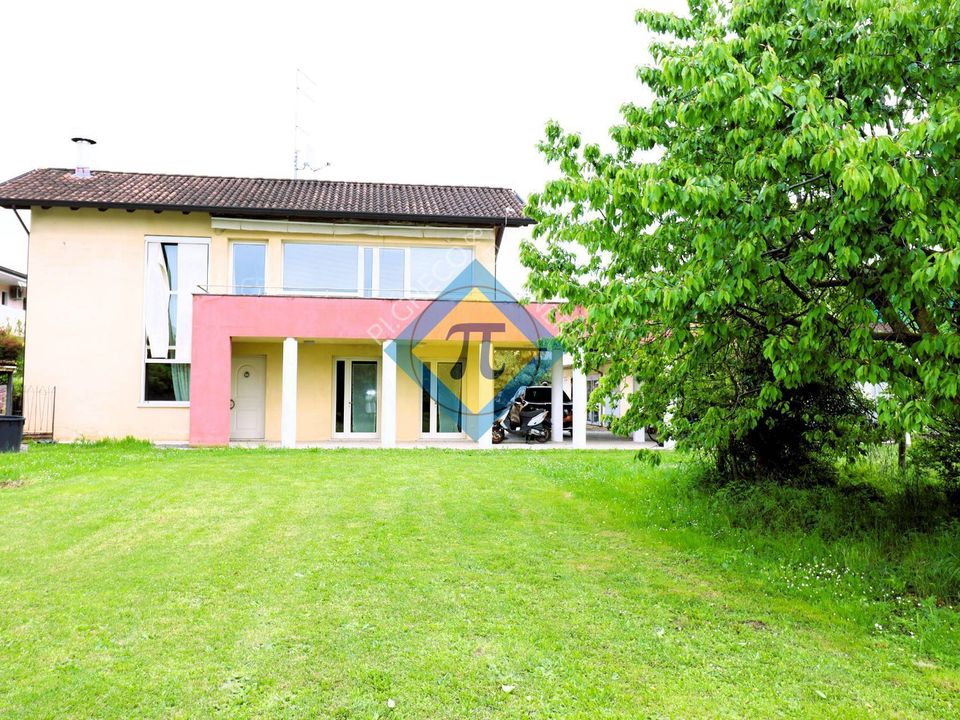 Villa i Cordenons, Pordenone - foto 1