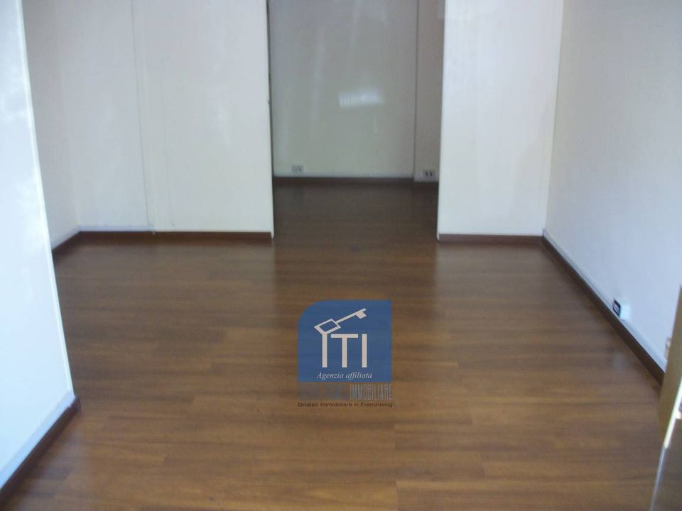 Erhvervsejendom i Rome, Rome - foto 3