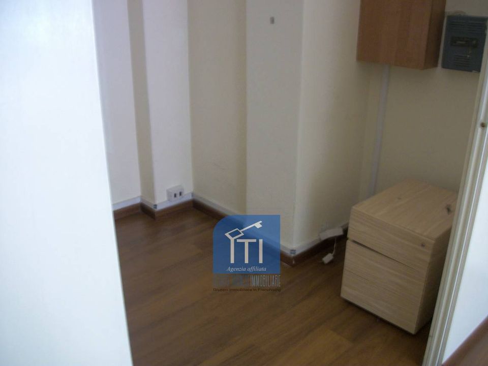 Erhvervsejendom i Rome, Rome - foto 5