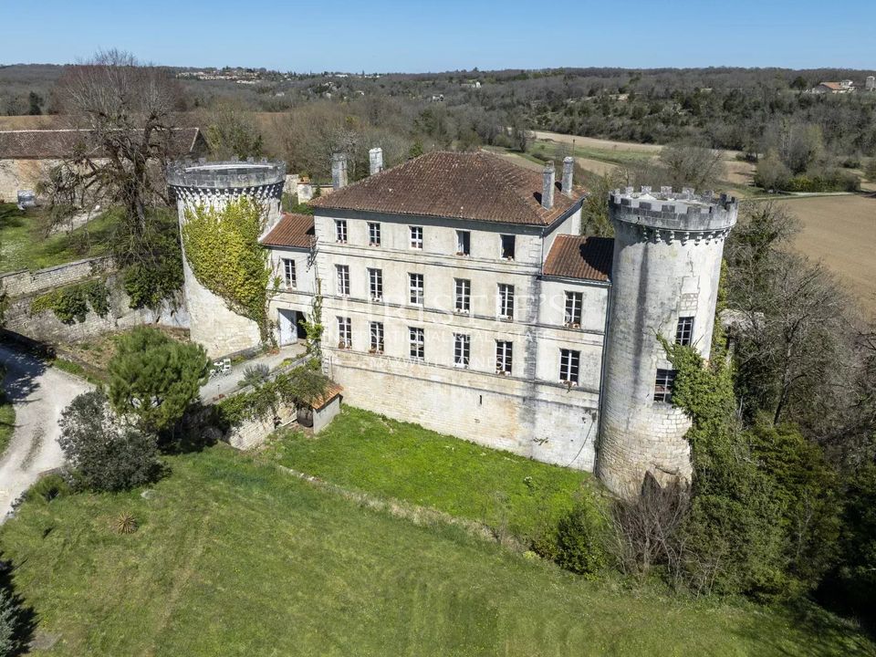 Landejendom i Angouleme, Charente - foto 3