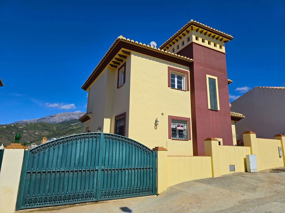 Villa a Canillas De Albaida, Malaga - foto 1