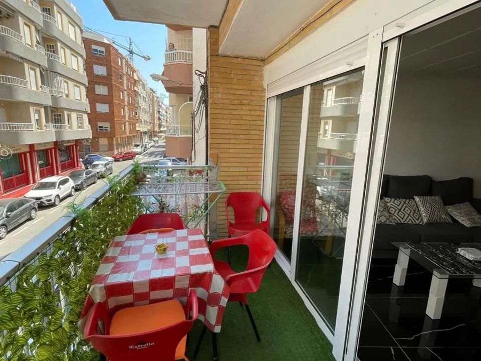 Lejlighed i Torrevieja, Alicante - foto 1
