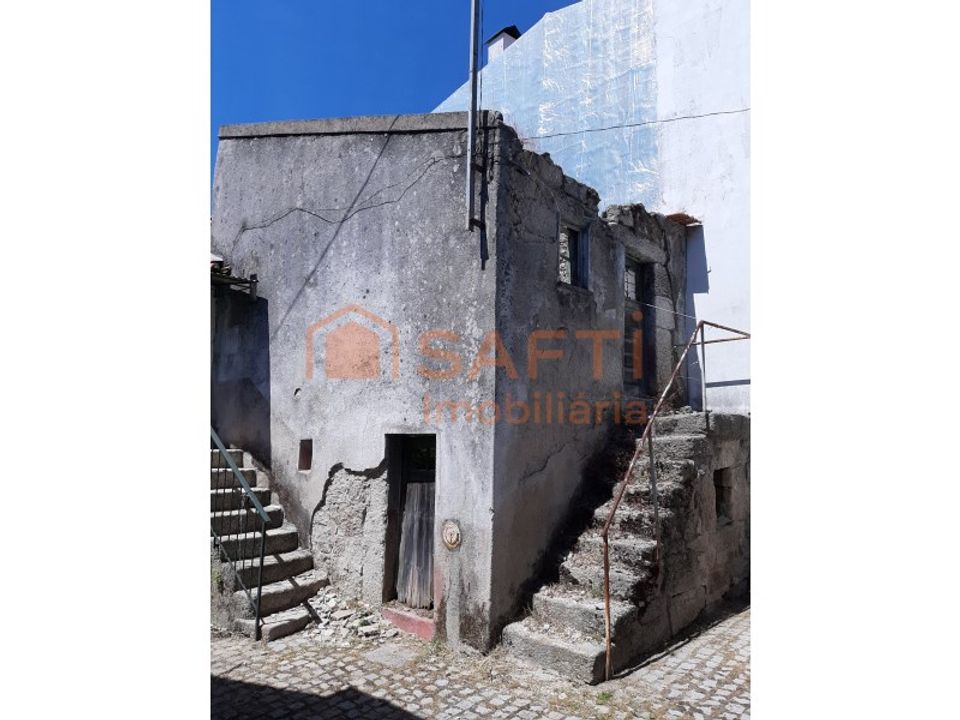 Byhus i Canas de Senhorim, Viseu - foto 1