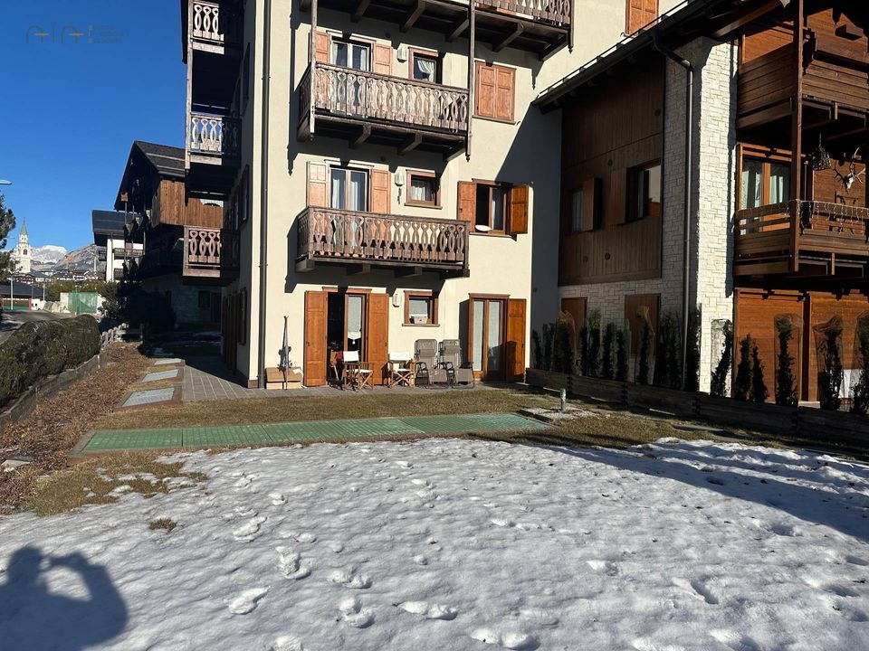 Lejlighed i Cortina D'Ampezzo, Belluno - foto 2