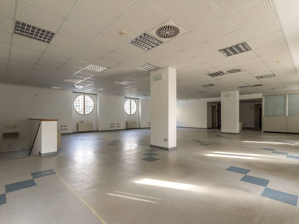 Erhvervsejendom i Trieste, Trieste - foto 3