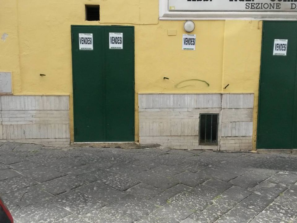 Erhvervsejendom i Ottaviano, Naples - foto 3