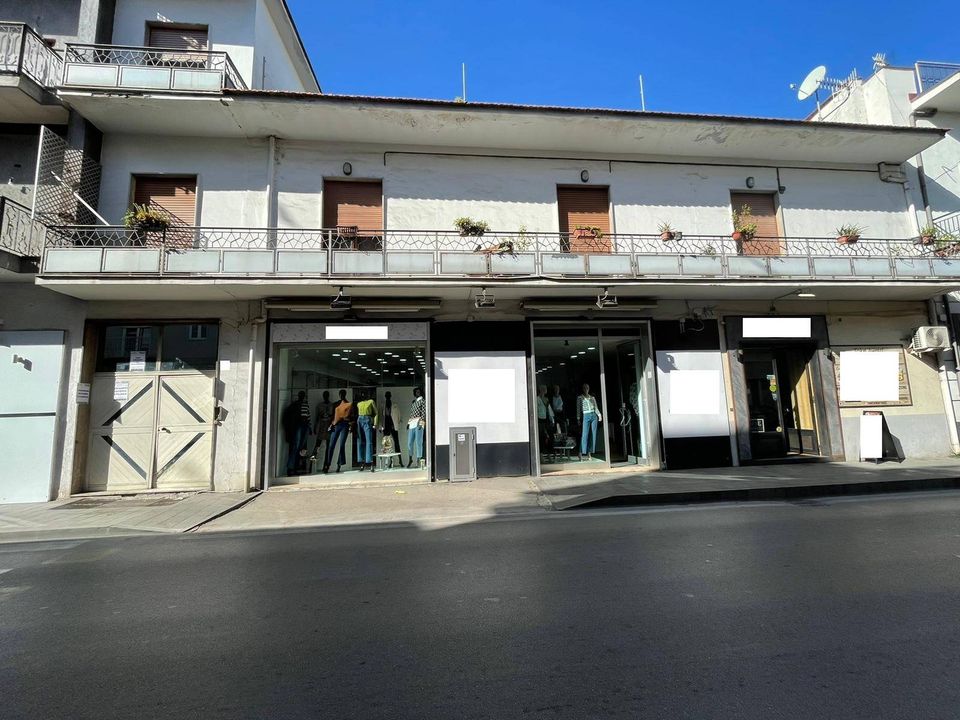 Erhvervsejendom i San Giuseppe Vesuviano, Naples - foto 3