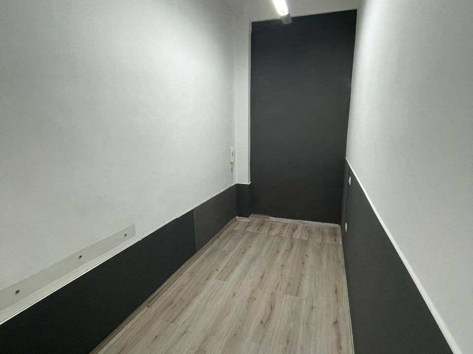 Erhvervsejendom i Ottaviano, Naples - foto 2
