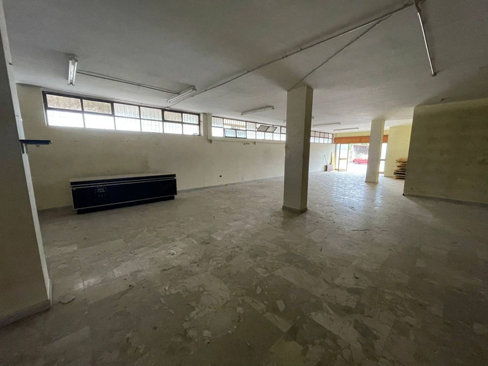 Erhvervsejendom i Ottaviano, Naples - foto 2